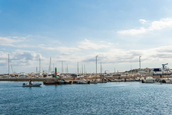 西班牙S Estanyol 2021年10月5日 傍晚时分 关于在地中海停泊船只的传统码头的一般看法 西班牙马略卡岛 — 图库照片