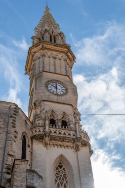 Güneşli bir günde, Majorcan 'ın Manacor kasabasındaki Hristiyan kilisesi Mare de Deu dels Dolors' un genel görüşü