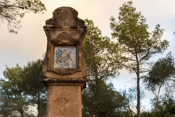 Spanya Nın Gün Doğumunda Mallorca Adasındaki Monti Sion Katolik Dini — Stok fotoğraf