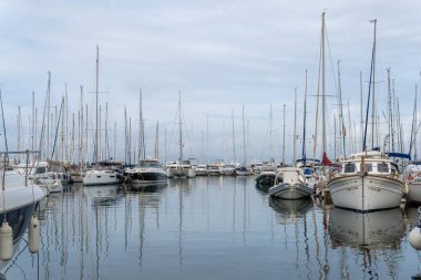 S 'Arenal, İspanya; 13 Mart 2022: Majorcan' daki S 'Arenal, İspanya