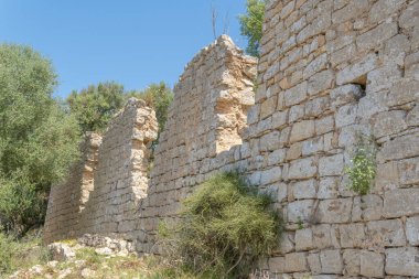 İspanya 'nın Felanitx kentindeki Castell de Santueri harabeleri.