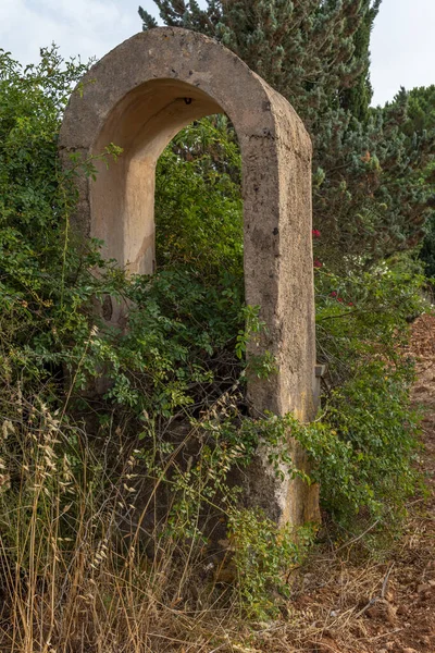 Close Old Abandoned Stone Well State Ruin Island Mallorca Spain — Stock Photo, Image