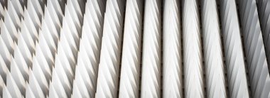 Beyaz piramit deseninden oluşan soyut bir arkaplan. Modern, fütürist tasarım kavramı.