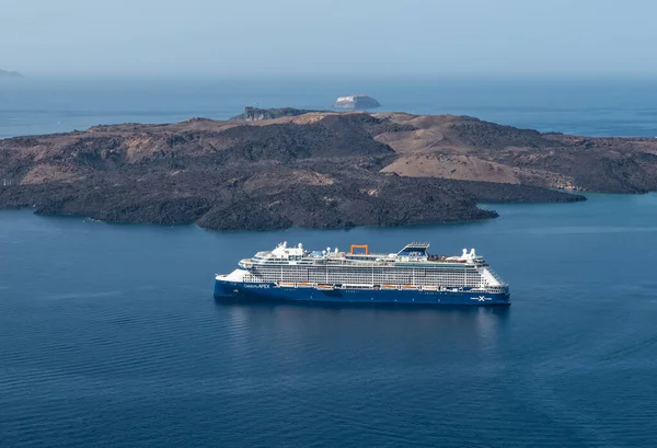 Santorini Grecia Septiembre 2021 Crucero Apex Celebrity Cruises Fondeado Bahía — Foto de Stock