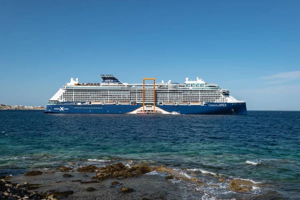 Mykonos Griekenland September 2021 Cruiseschip Apex Celebrity Cruises Voor Anker — Stockfoto