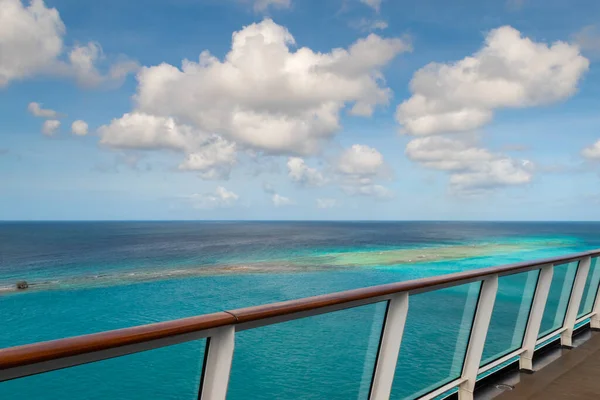Cruiseschipreling Met Uitzicht Prachtige Zee Aruba — Stockfoto