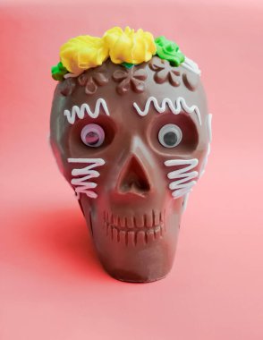 Çikolata kafatası, ölüm günü için..