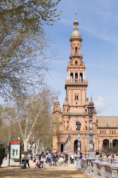 Sevilla Endülüs Spanya Bulunan Plaza Espana Nın Kuzey Kulesinin Yanından — Stok fotoğraf