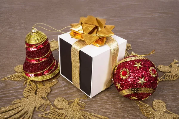 Deux Jouets Noël Boîte Cadeau Blanc Noir — Photo