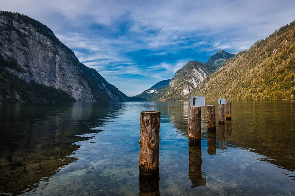 Almanya, St. Bartoloma kilisesinden Berchtesgadener vadisinde Koenigsee göl manzarası