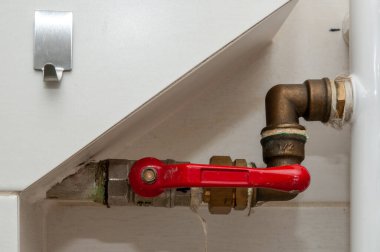 Kazan dairesindeki hidrolik kurulum sisteminin ayrıntıları