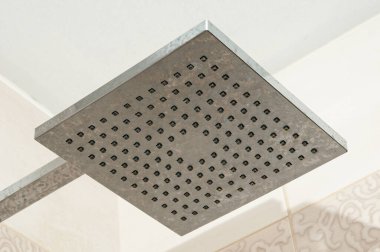 Eski sağanak yağmuru kapat