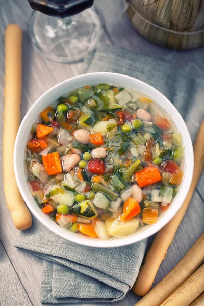 Minestrone Leves Egy Tálon — Stock Fotó