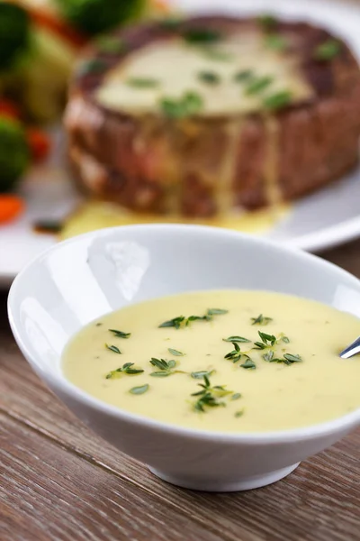 Bärlauchsauce Auf Einer Schüssel — Stockfoto