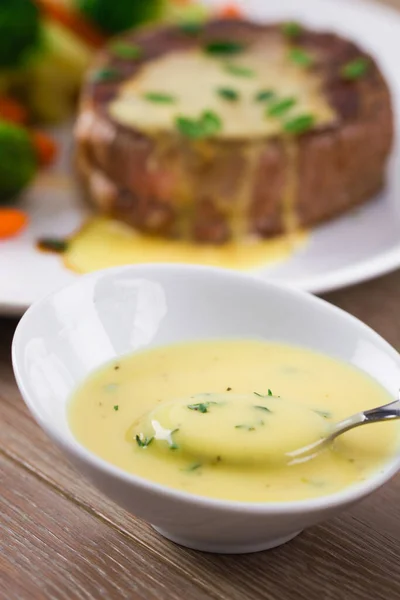 Bärlauchsauce Auf Einer Schüssel — Stockfoto