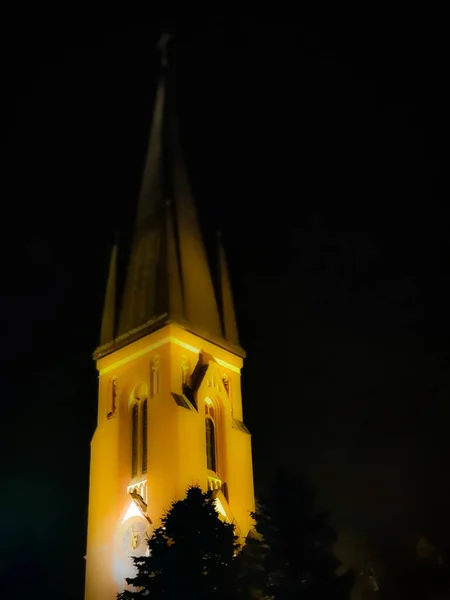 Kerktoren Bij Schemering Oborniki — Stockfoto