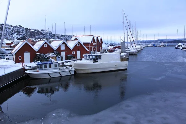 Maisons Bateaux Bois Dans Port Holmestrand — Photo