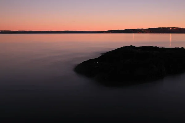 Pulau Dengan Latar Belakang Matahari Terbenam Lysaker — Stok Foto