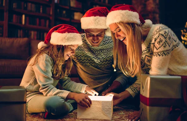 God Jul Och Gott Nytt Lycklig Familj Väntar Nyår Jultomten — Stockfoto