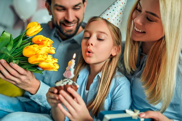 Happy Birthday Happy Parents Daughter Blowing Candles Cake Party Family — Stock Photo, Image