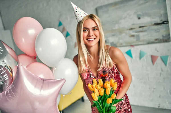 Beautiful Happy Woman Birthday Hat Yellow Flowers Celebration Party Holidays — Stock Photo, Image