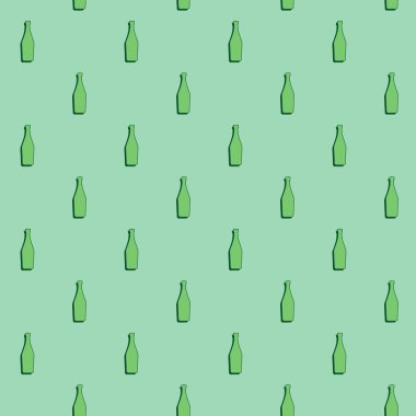 Martini şişeleri kusursuz. Çizgi sanatı tarzı. Görüntü özeti. Renk tekrarlama şablonu. Parti içkileri konsepti. Arka planda bir resim. Herhangi bir amaç için düz tasarım