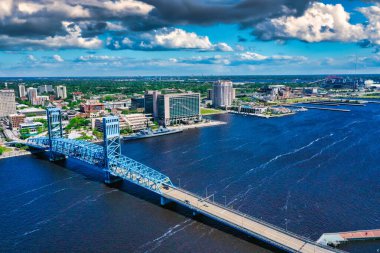 Jacksonville, Florida şehir merkezi. Ana Cadde Jacksonville Köprüsü Kenti