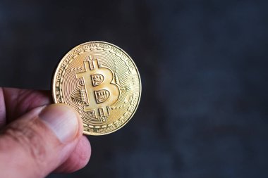 Altın bitcoin kripto para birimi ve kopya alanı olan arkaplan