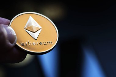 Altın ethereum kripto para birimine yakın çekim ve kopyalama alanı