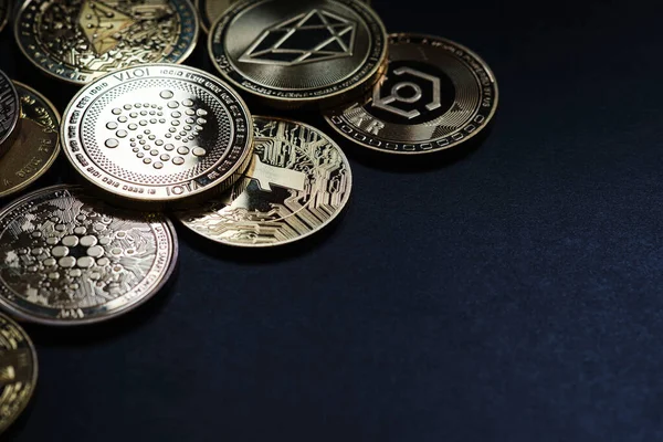 Various Golden Cryptocurrencies Black Background Copy Space — Stock Photo, Image