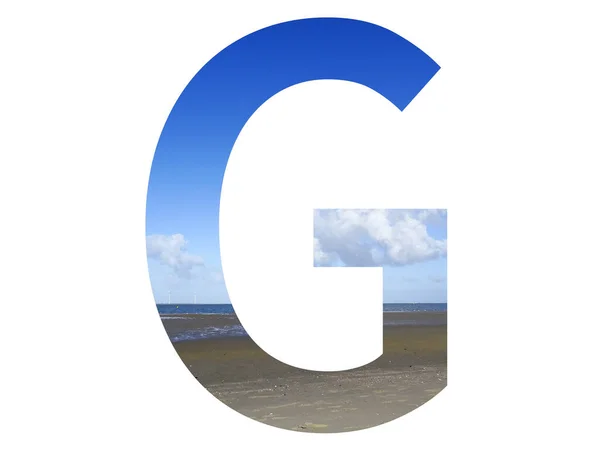 Letter Van Het Alfabet Gemaakt Met Strand Zee Blauwe Lucht — Stockfoto