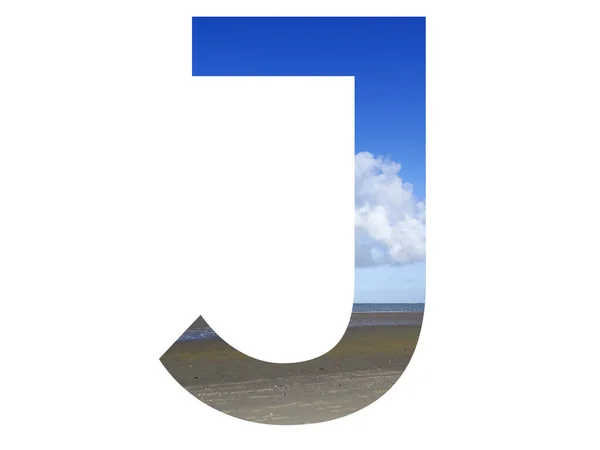 荷兰北海 用海滩 大海和蓝天拼成的字母J 以白色背景隔开 — 图库照片