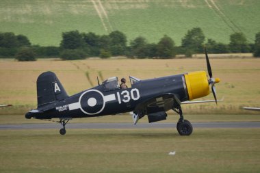 2. Dünya Savaşı Birleşik Devletler Donanma Savaş uçakları Chance F4U Corsair 'ı ele geçirdi.