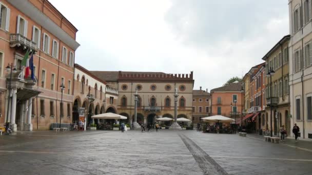 Το κέντρο της πόλης με την κεντρική πλατεία. Ραβένα. Ιταλία — Αρχείο Βίντεο