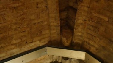 Siena, Duomo 'daki antik katedralin mahzeni, ünlü ortaçağ Katolik kilisesi.