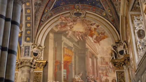 Yksityiskohdat fresko sisällä Sienan katedraali — kuvapankkivideo