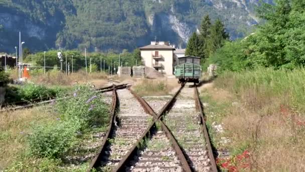 Rijden op oude spoorlijn oogpunt — Stockvideo