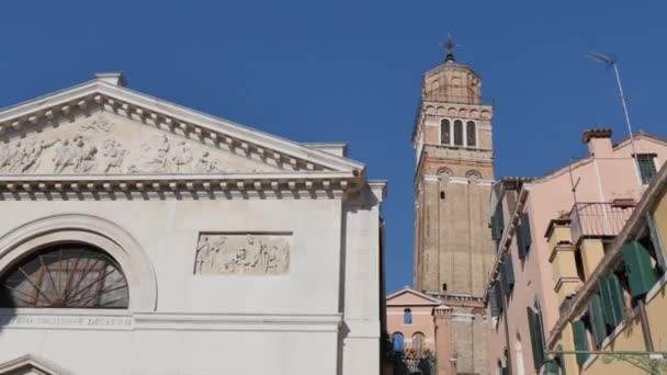 Εκκλησία του San Maurizio στη Βενετία στο Campo San Maurizio στην περιοχή San Marco — Αρχείο Βίντεο