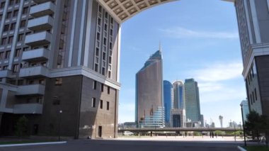 Nurzhol Bulvarı 'ndaki KazMunaygaz genel merkezinden görüntü