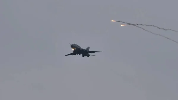 Sukhoi Su-22 Fitter támadó bombázó repülőgép a Szovjetunió Oroszország a hidegháborúban — Stock Fotó