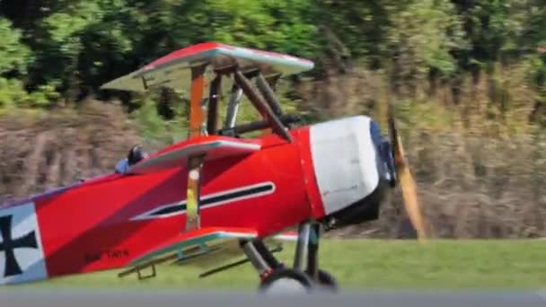 Thiene Italy Oktober 2021 Side View Beroemde Rode Fokker Triplane — Stockvideo