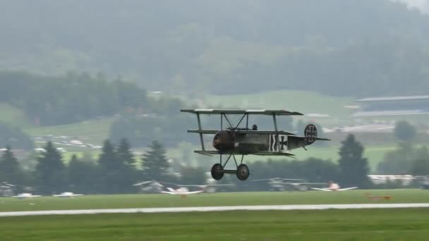 Zeltweg Áustria Septembro 2019 Historic World War One Military Plane — Vídeo de Stock