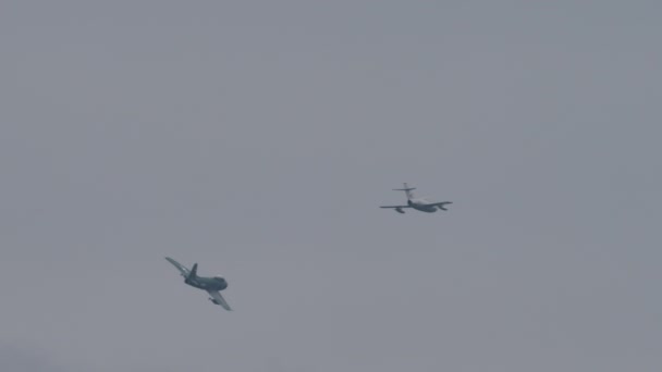 Zeltweg Avusturya September 2019 Amerikan Savaş Uçağı Takibi Rus Mig — Stok video