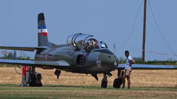 Pádua Itália Junho 2022 Aviões Caça Militar Camuflagem Verde Azul — Vídeo de Stock