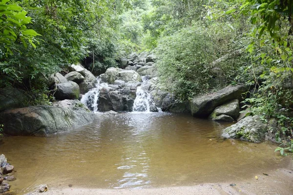 Καταρράκτης Chantathen Στο Bang Phra Sriracha Chonburi Ταϊλάνδη — Φωτογραφία Αρχείου