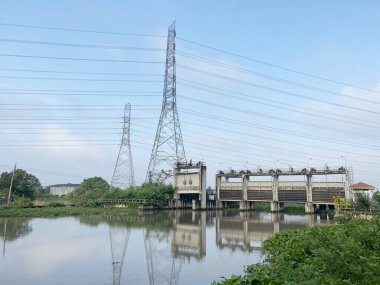 Chachoengsao Tayland 'daki baraj.