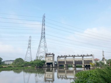Chachoengsao Tayland 'daki baraj.