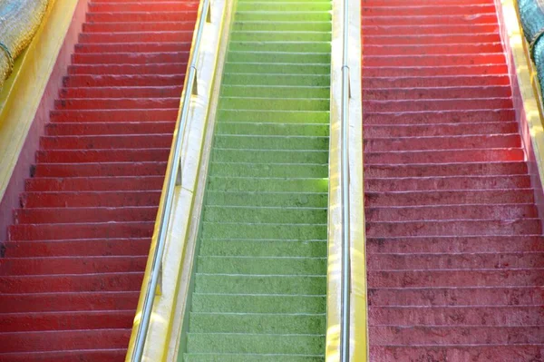 Antigua Escalera Cemento Jardín Naturaleza — Foto de Stock