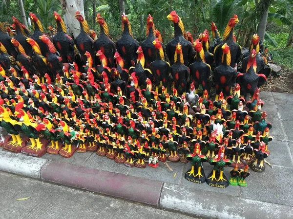 Modèles Poulet Colorés Décorés Dans Jardin Thaïlande — Photo