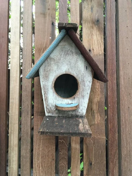 Maison Oiseau Dans Jardin Naturel — Photo